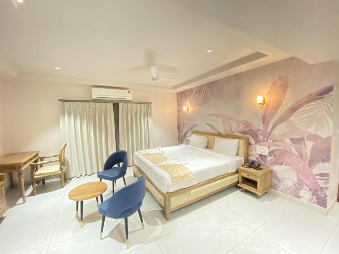 Ariena By Spree Hotels Goa Morjim Kültér fotó