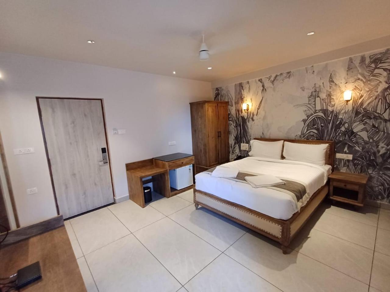 Ariena By Spree Hotels Goa Morjim Kültér fotó